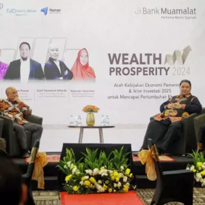 Para Alumni Fisip UNS berbagi ilmu di Bank Muamalat Indonesia Wealth Prosperity