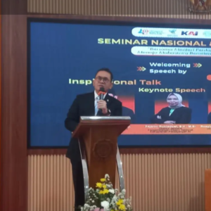Puisi dan Kisah Kangen Menteri Perdagangan di Kampus FISIP UNS